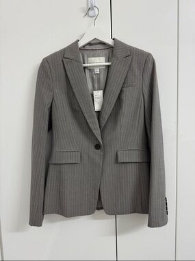 Women’s Banana Republic Gray Pinstripe Single-Button wool Blazer size 4